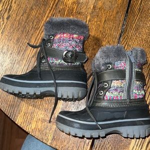 3m Thinsulate Kids Boots Size 9 Grey